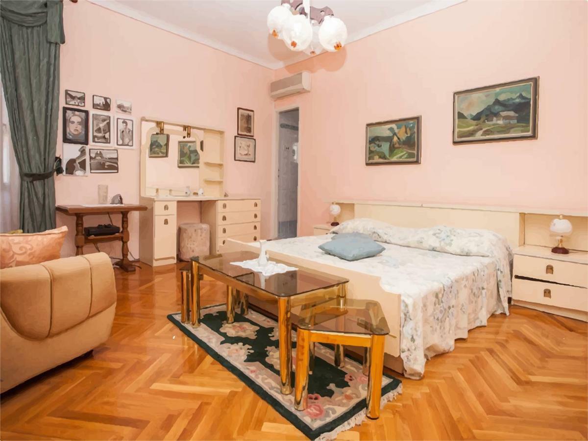 Apartment Carera Rovinj Exteriör bild