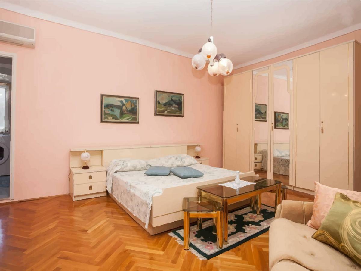 Apartment Carera Rovinj Exteriör bild